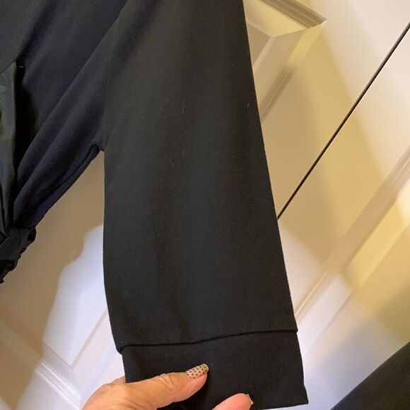 Cherish size large three-quarter sleeve unique black top with Large Bow detail - Picture 9 of 9